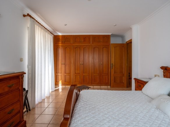 5 Bedroom 3 Bathroom Villa in Elche - Caza De Casa