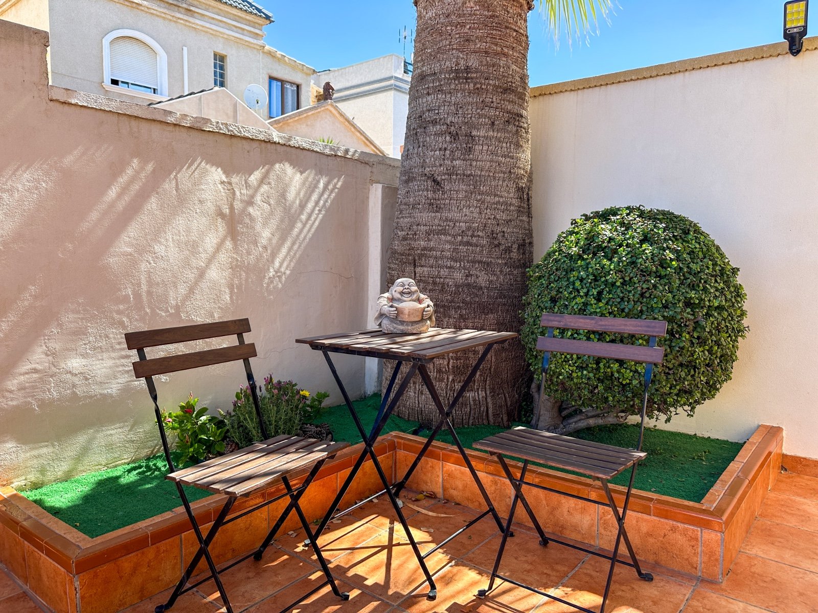 o_1joioqnig1qebdenuicv7h1vgu2n 3 Bedroom 2 Bathroom Villa in Torrevieja - Caza De Casa