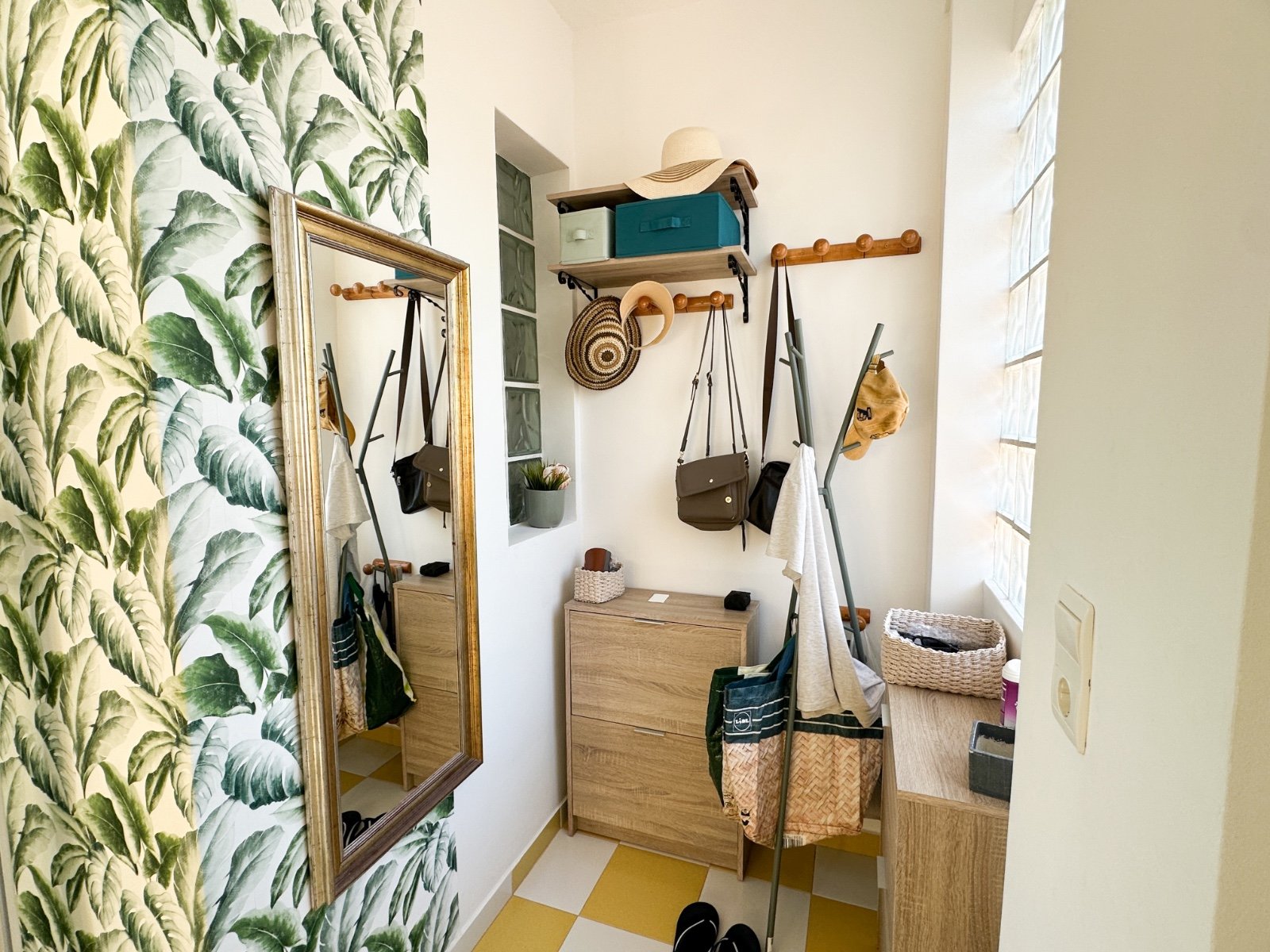 o_1joioqnigbvh3vl1gqc16954qo2g 3 Bedroom 2 Bathroom Villa in Torrevieja - Caza De Casa