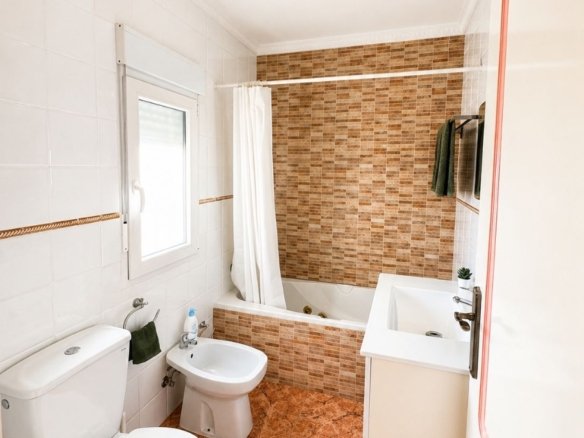 3 Bedroom 2 Bathroom Villa in Torrevieja - Caza De Casa