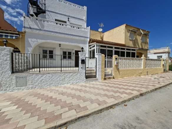 1 Bedroom 2 Bathroom Town House in San Fulgencio - Caza De Casa