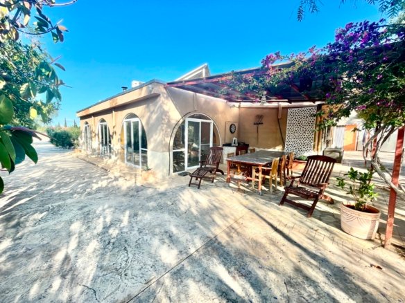 5 Bedroom 4 Bathroom Country House in Crevillent - Caza De Casa