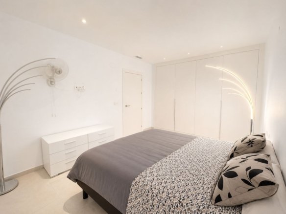 4 Bedroom 4 Bathroom Villa in Benijofar - Caza De Casa