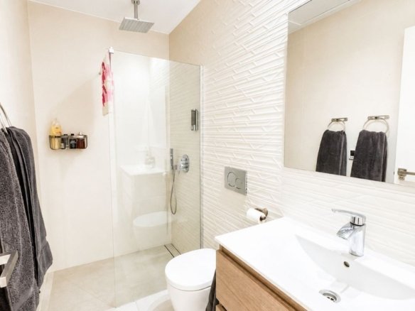4 Bedroom 4 Bathroom Villa in Benijofar - Caza De Casa