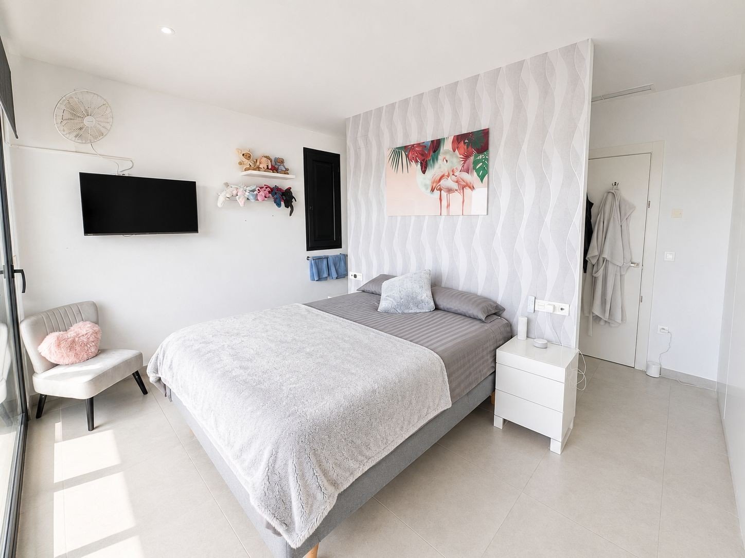 o_1jotal80oiob1nckta31tqv15tm3l 4 Bedroom 4 Bathroom Villa in Benijofar - Caza De Casa