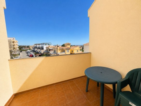 3 Bedroom 2 Bathroom Town House in Campoamor - Caza De Casa