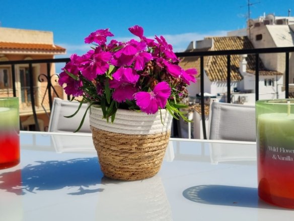 4 Bedroom 2 Bathroom Apartment in Benidorm - Caza De Casa