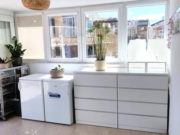 4 Bedroom 2 Bathroom Apartment in Benidorm - Caza De Casa