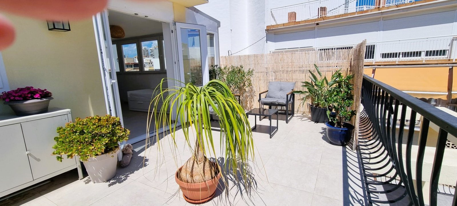 4 Bedroom 2 Bathroom Apartment in Benidorm - Caza De Casa