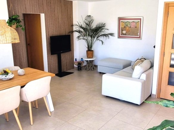 4 Bedroom 2 Bathroom Apartment in Benidorm - Caza De Casa