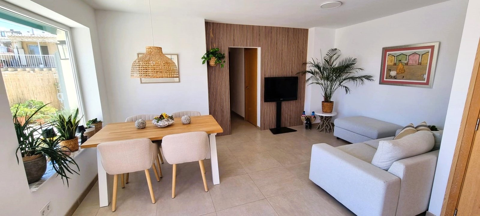 4 Bedroom 2 Bathroom Apartment in Benidorm - Caza De Casa