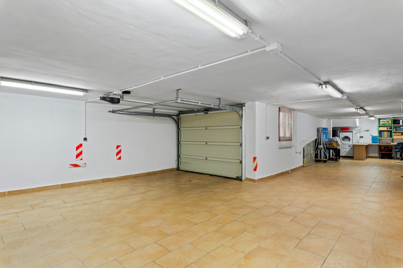 o_1js24ml2cp4q14ed1kaa1ou01b0d29 4 Bedroom 3 Bathroom Villa in Guardamar del Segura - Caza De Casa