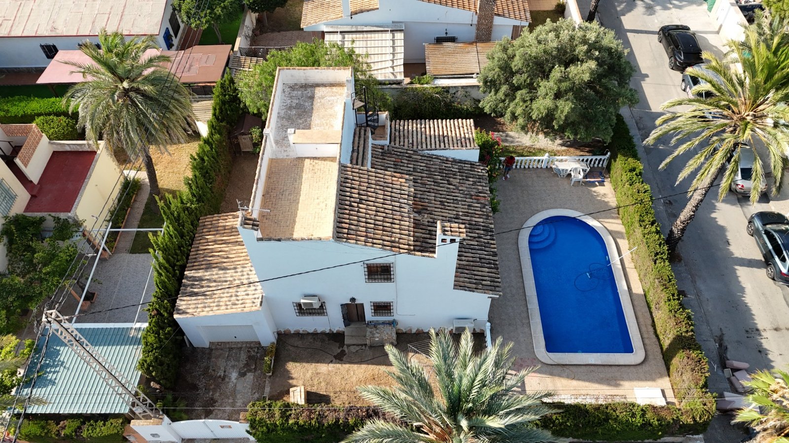4 Bedroom 2 Bathroom Villa in Cabo Roig - Caza De Casa