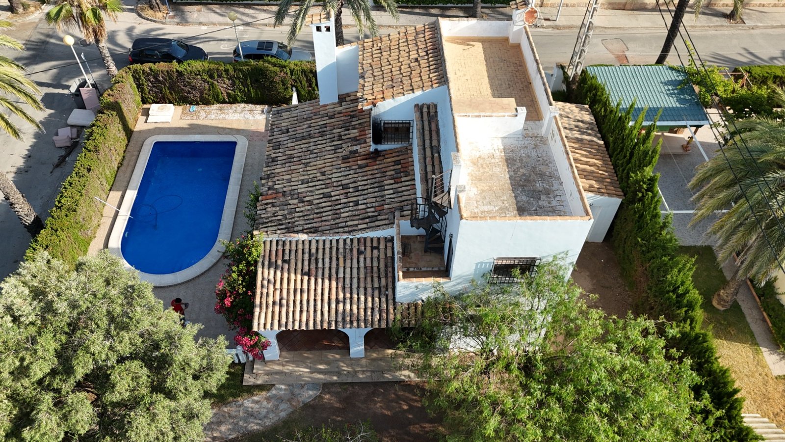 4 Bedroom 2 Bathroom Villa in Cabo Roig - Caza De Casa