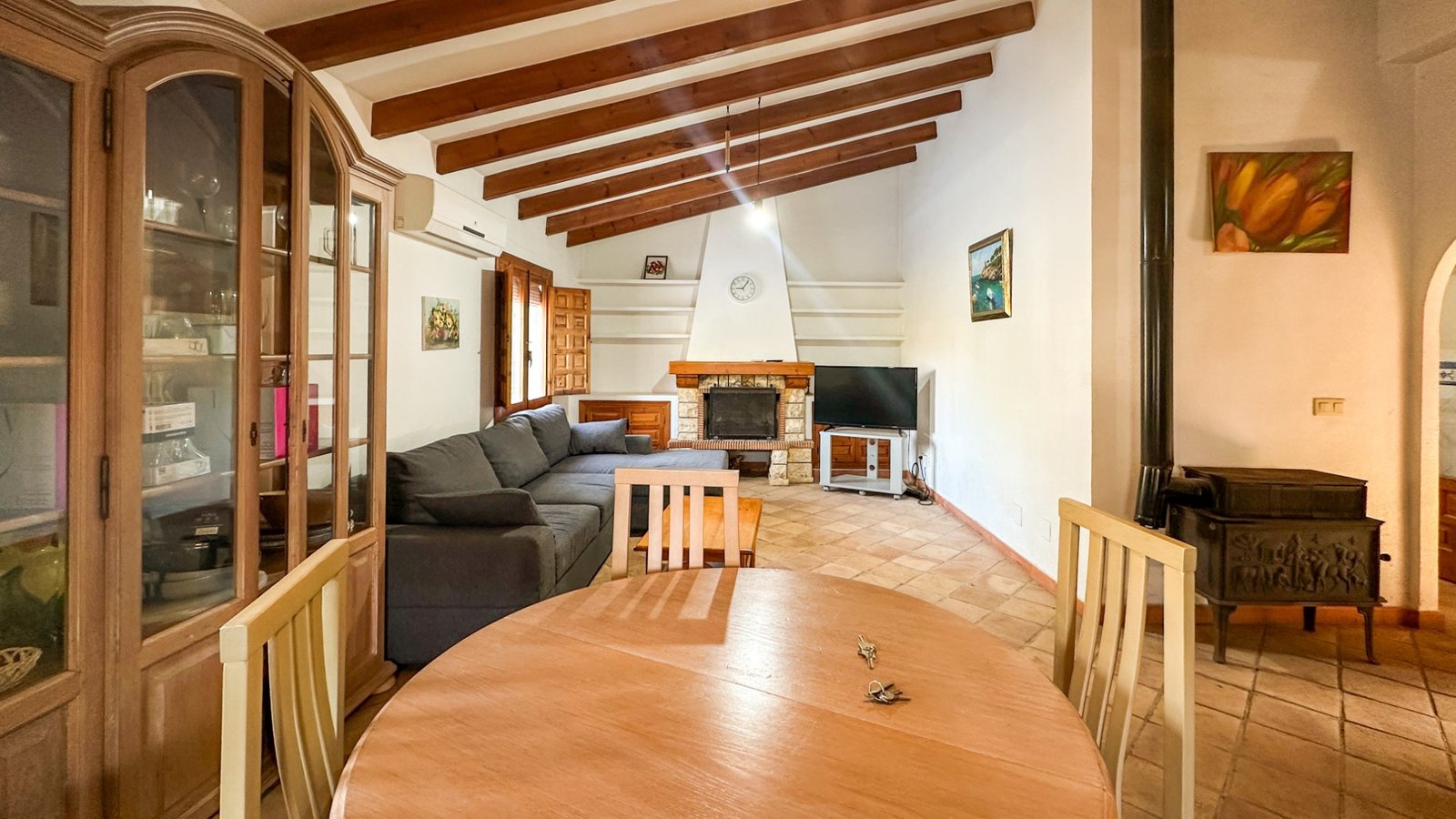 4 Bedroom 2 Bathroom Villa in Cabo Roig - Caza De Casa