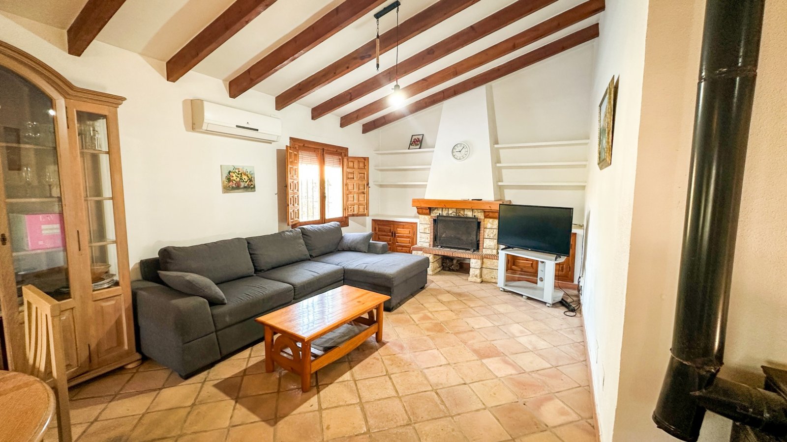 4 Bedroom 2 Bathroom Villa in Cabo Roig - Caza De Casa