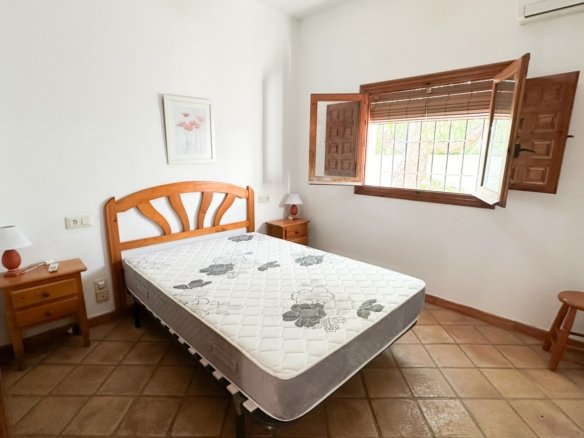 4 Bedroom 2 Bathroom Villa in Cabo Roig - Caza De Casa