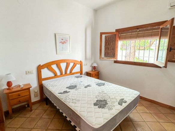 4 Bedroom 2 Bathroom Villa in Cabo Roig - Caza De Casa