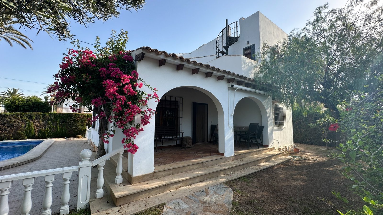 4 Bedroom 2 Bathroom Villa in Cabo Roig - Caza De Casa