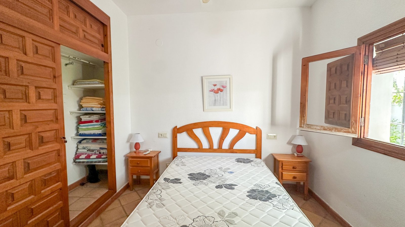 4 Bedroom 2 Bathroom Villa in Cabo Roig - Caza De Casa