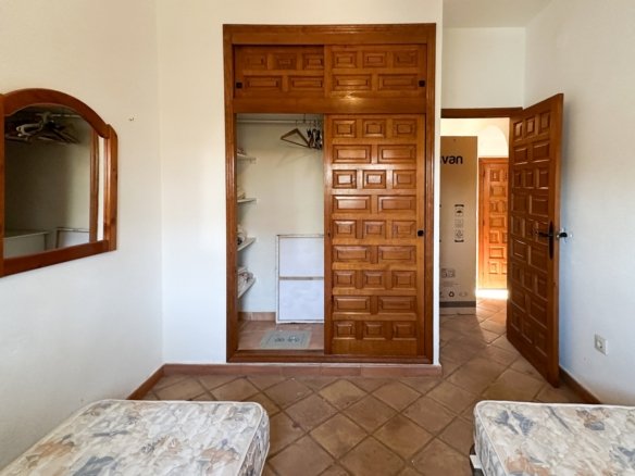 4 Bedroom 2 Bathroom Villa in Cabo Roig - Caza De Casa