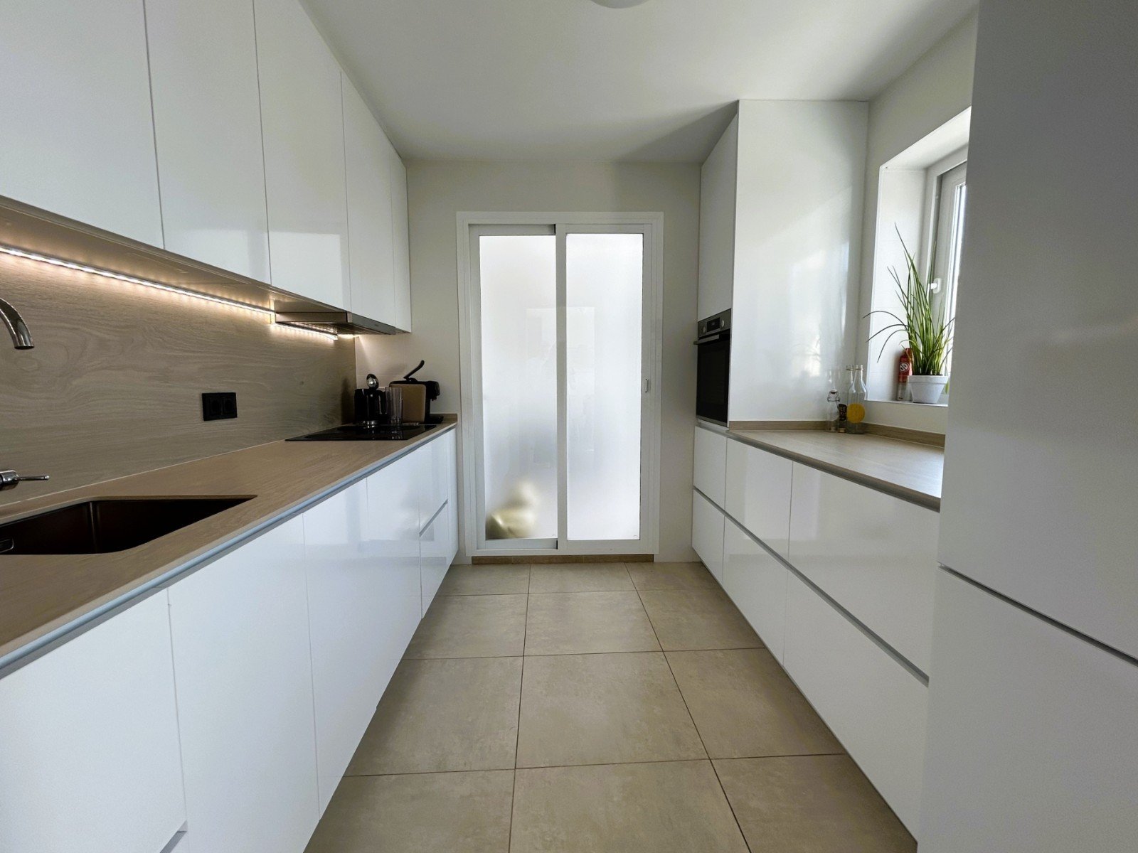 4 Bedroom 2 Bathroom Apartment in Benidorm - Caza De Casa