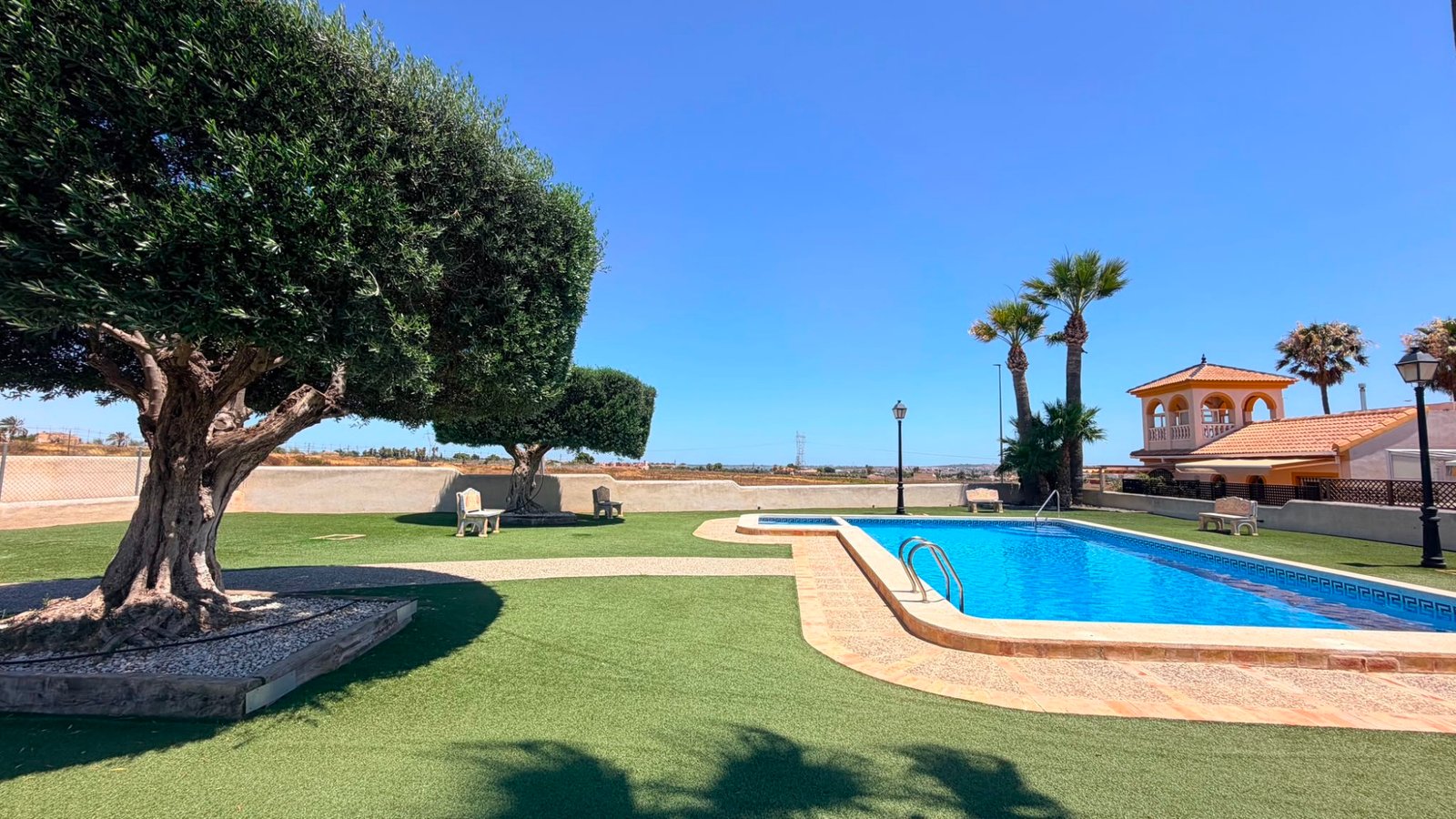 2 Bedroom 1 Bathroom Town House in Los Montesinos - Caza De Casa