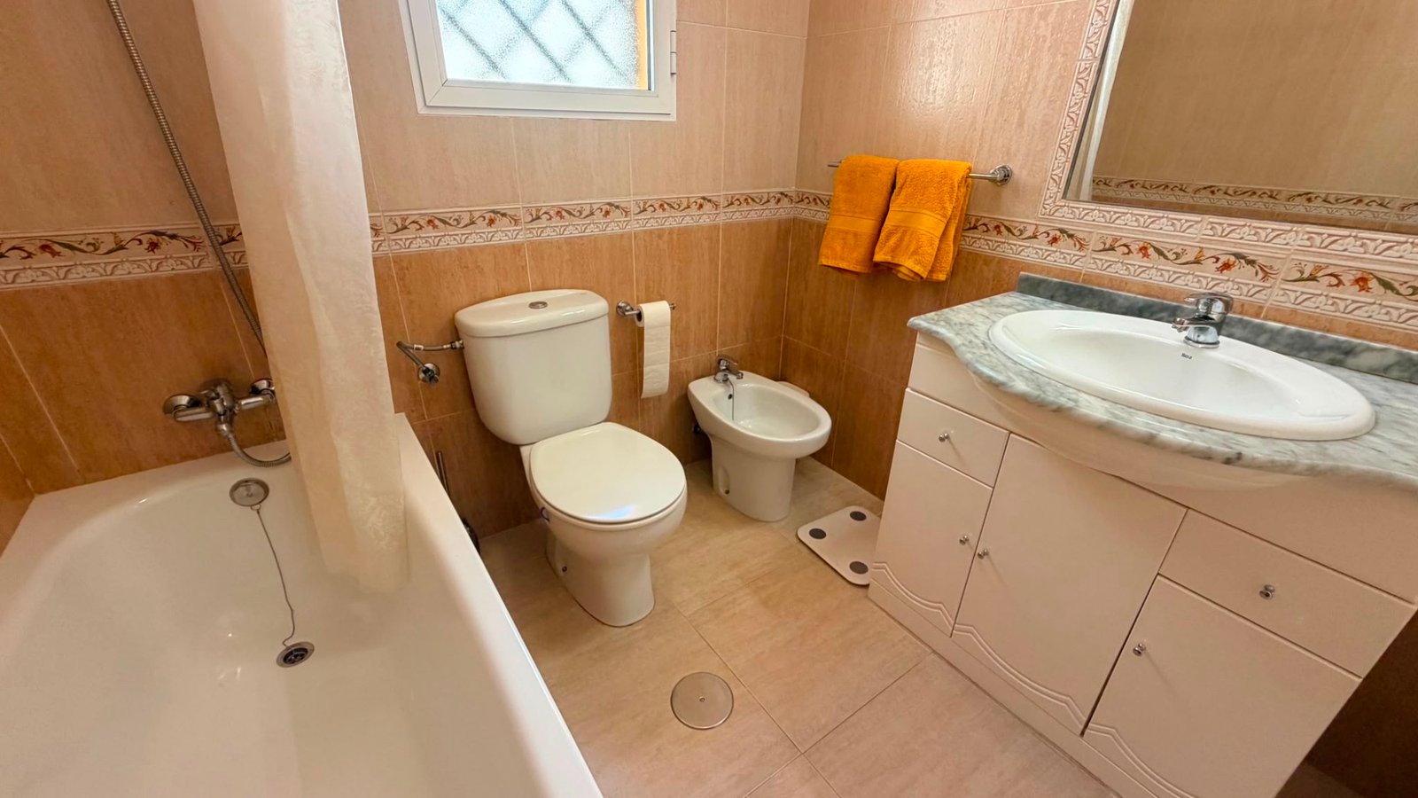2 Bedroom 1 Bathroom Town House in Los Montesinos - Caza De Casa