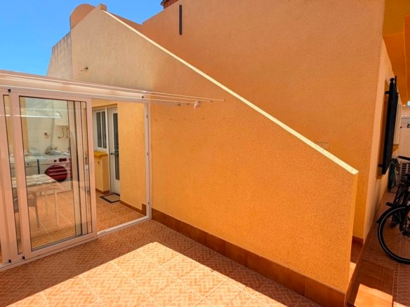 2 Bedroom 1 Bathroom Town House in Los Montesinos - Caza De Casa