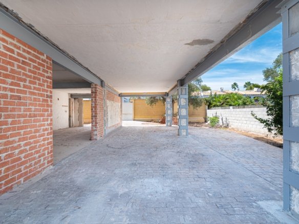 5 Bedroom 3 Bathroom Villa in Cabo Roig - Caza De Casa