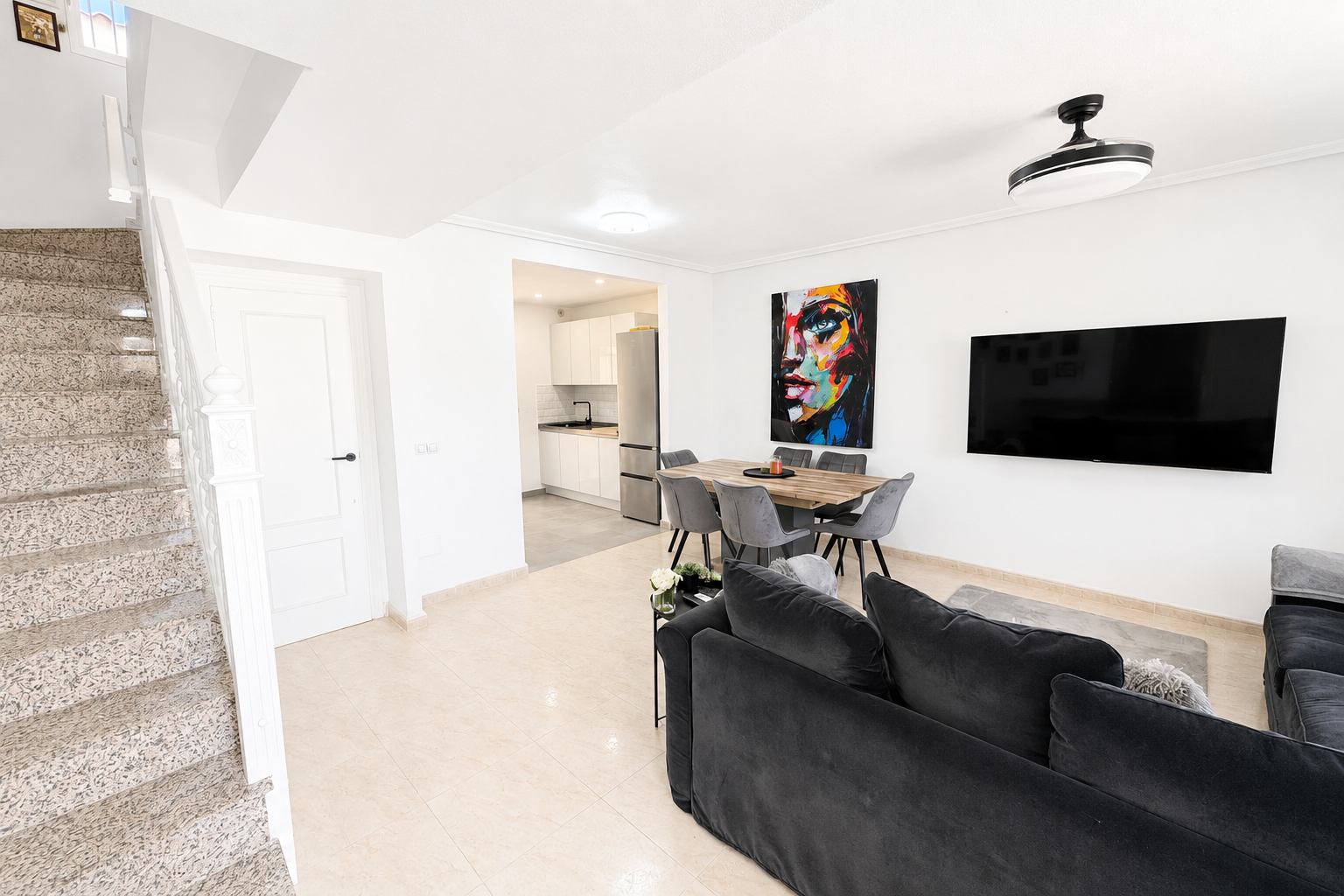 3 Bedroom 2 Bathroom Town House in Campoamor - Caza De Casa