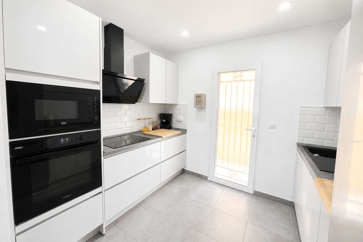 3 Bedroom 2 Bathroom Town House in Campoamor - Caza De Casa