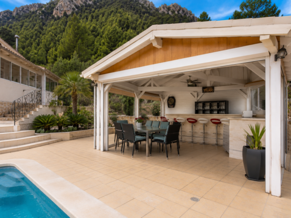 4 Bedroom 2 Bathroom Villa in La Zarza - Caza De Casa