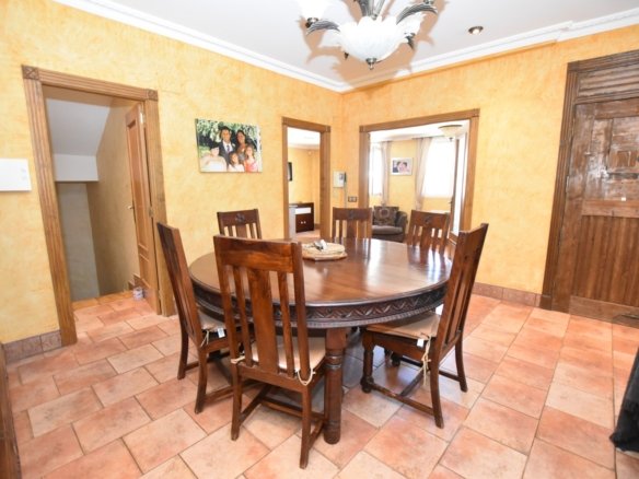 6 Bedroom 4 Bathroom Villa in San Fulgencio - Caza De Casa