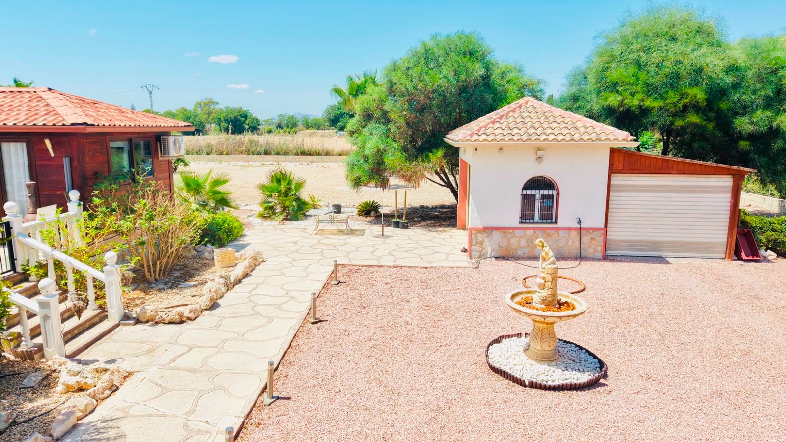 o_1jvdmjegd186cp4r12k01r9h1jm63p 5 Bedroom 4 Bathroom Villa in Daya Vieja - Caza De Casa
