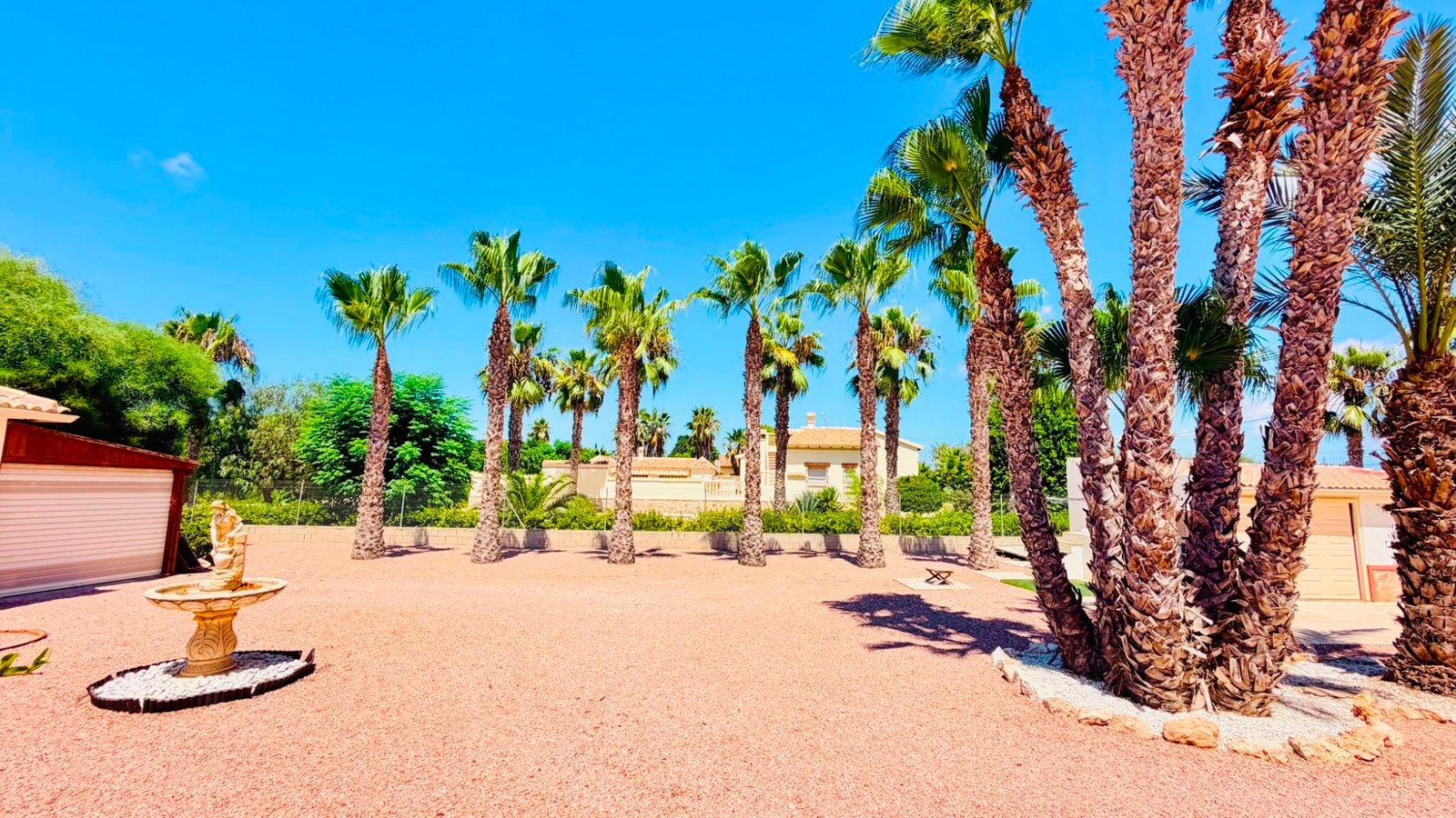 o_1jvdmjegd2lmt677l4g5km8c4f 5 Bedroom 4 Bathroom Villa in Daya Vieja - Caza De Casa