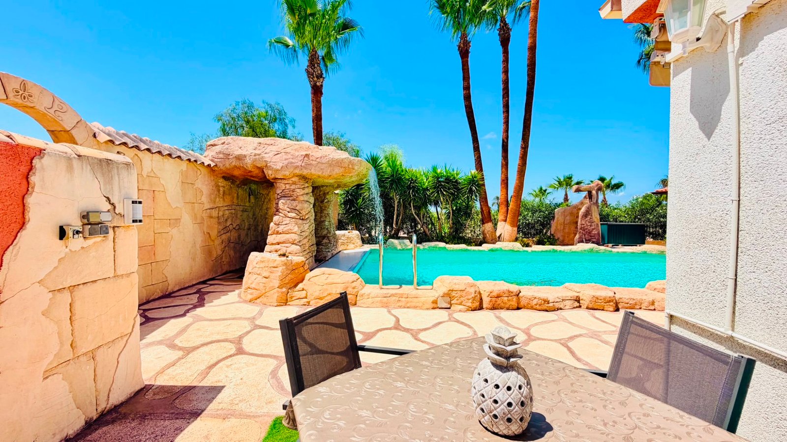 o_1jvdmjegde5j1m2c1ac6163om4p4d 5 Bedroom 4 Bathroom Villa in Daya Vieja - Caza De Casa