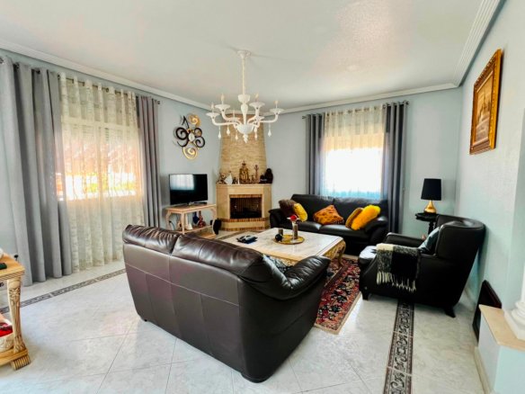 2 Bedroom 2 Bathroom Villa in Orihuela - Caza De Casa