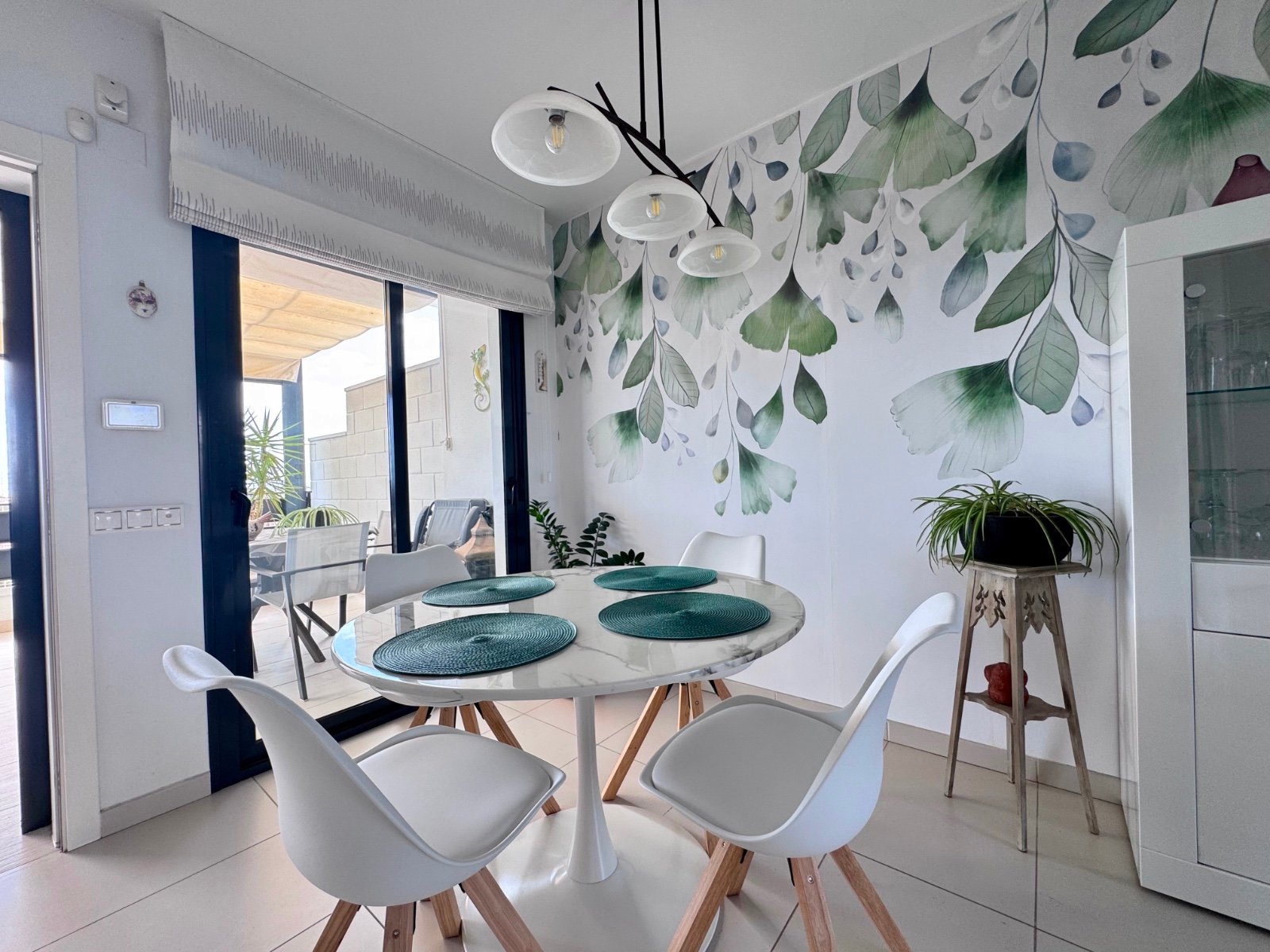 3 Bedroom 2 Bathroom Town House in Cabo Roig - Caza De Casa