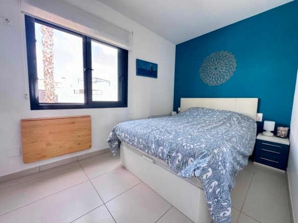 3 Bedroom 2 Bathroom Town House in Cabo Roig - Caza De Casa
