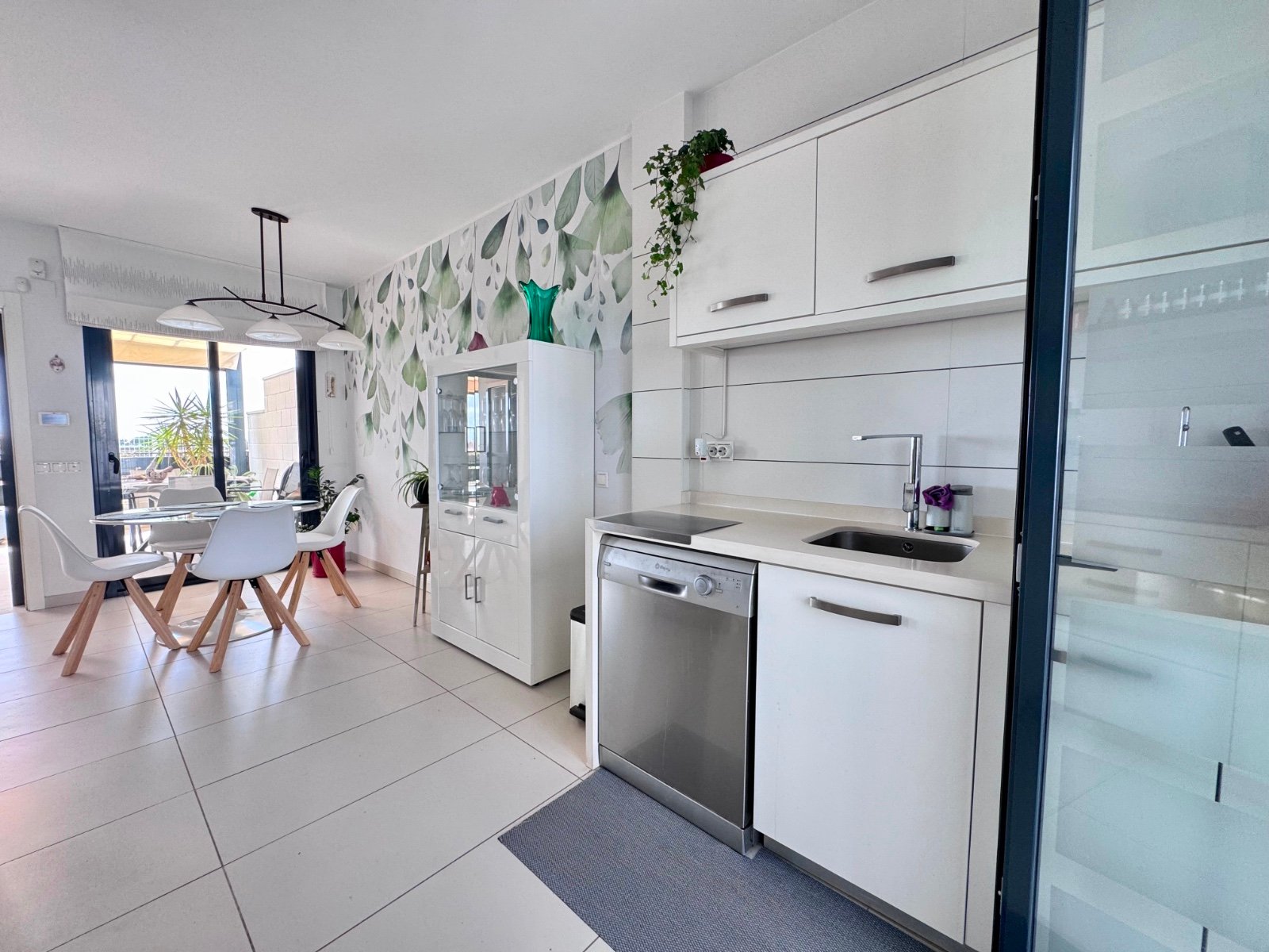 3 Bedroom 2 Bathroom Town House in Cabo Roig - Caza De Casa