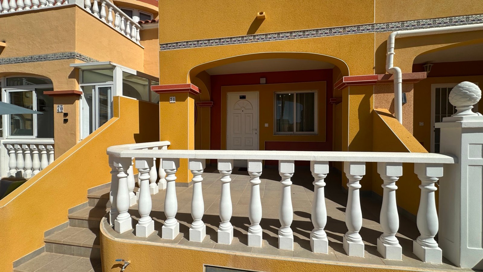 {type[1]} in {town[1]} - Caza De Casa