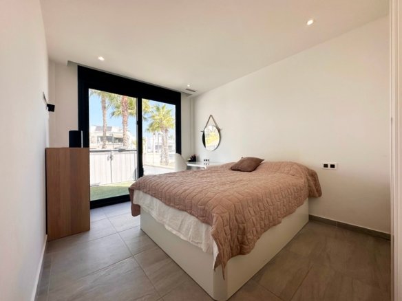 5 Bedroom 3 Bathroom Villa in San Miguel de Salinas - Caza De Casa
