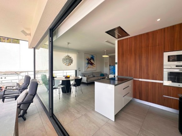 5 Bedroom 3 Bathroom Villa in San Miguel de Salinas - Caza De Casa