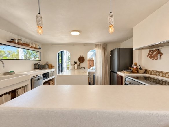 4 Bedroom 3 Bathroom Villa in Llíria - Caza De Casa