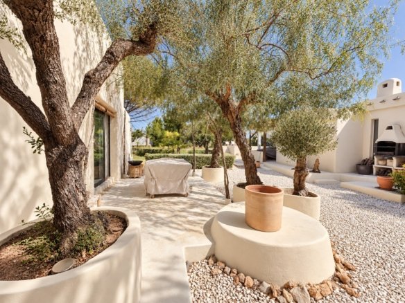 4 Bedroom 3 Bathroom Villa in Llíria - Caza De Casa