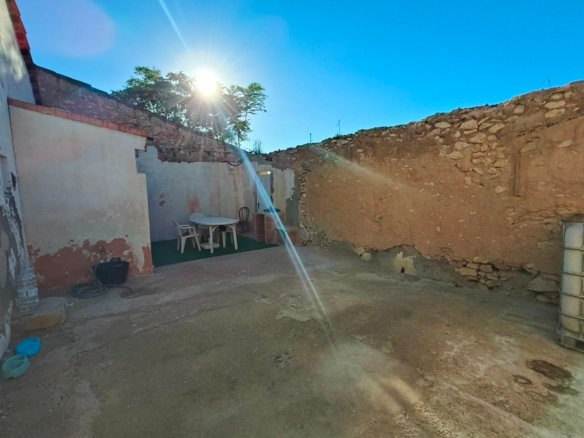 2 Bed 1 Bath Finca in La Romana - Caza De Casa