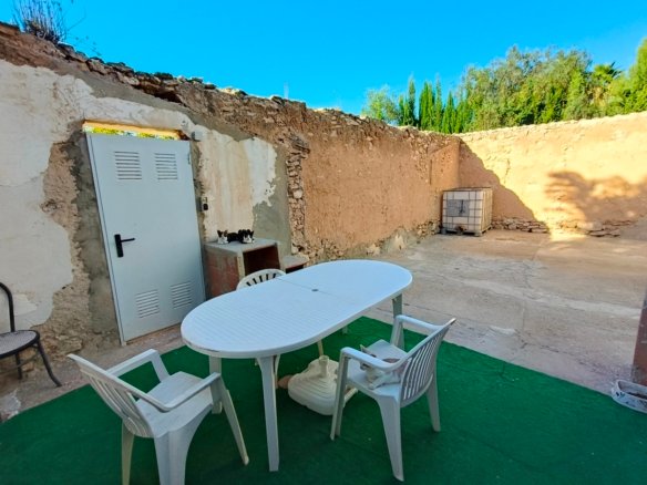 2 Bed 1 Bath Finca in La Romana - Caza De Casa