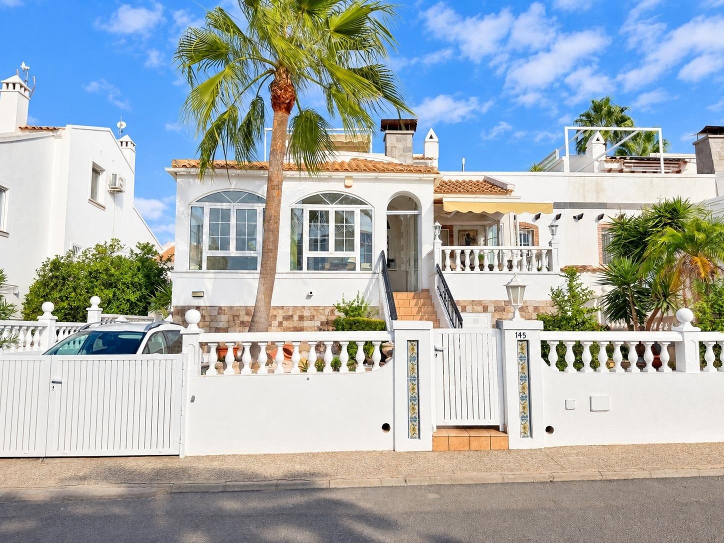 3 Bedroom 2 Bathroom Villa in Orihuela Costa - Caza De Casa