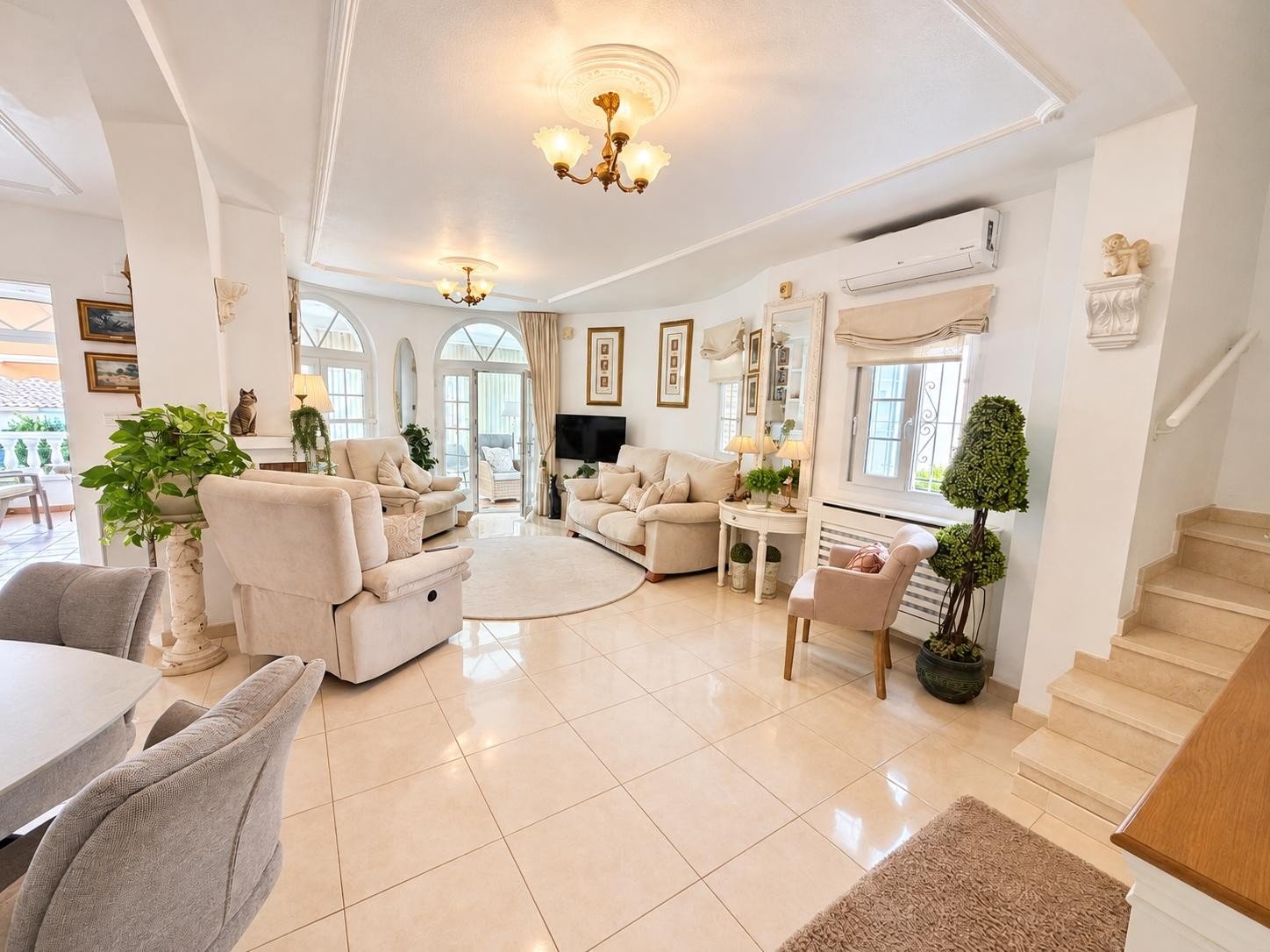 3 Bedroom 2 Bathroom Villa in Orihuela Costa - Caza De Casa